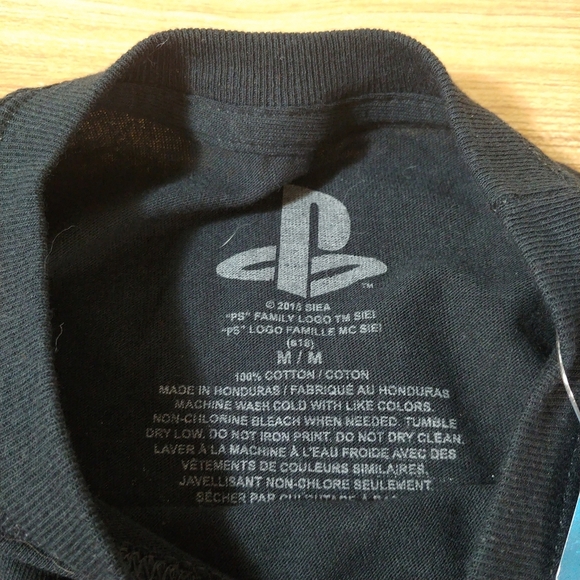 NWT Sony Playstation T-Shirt Medium - Picture 5 of 7